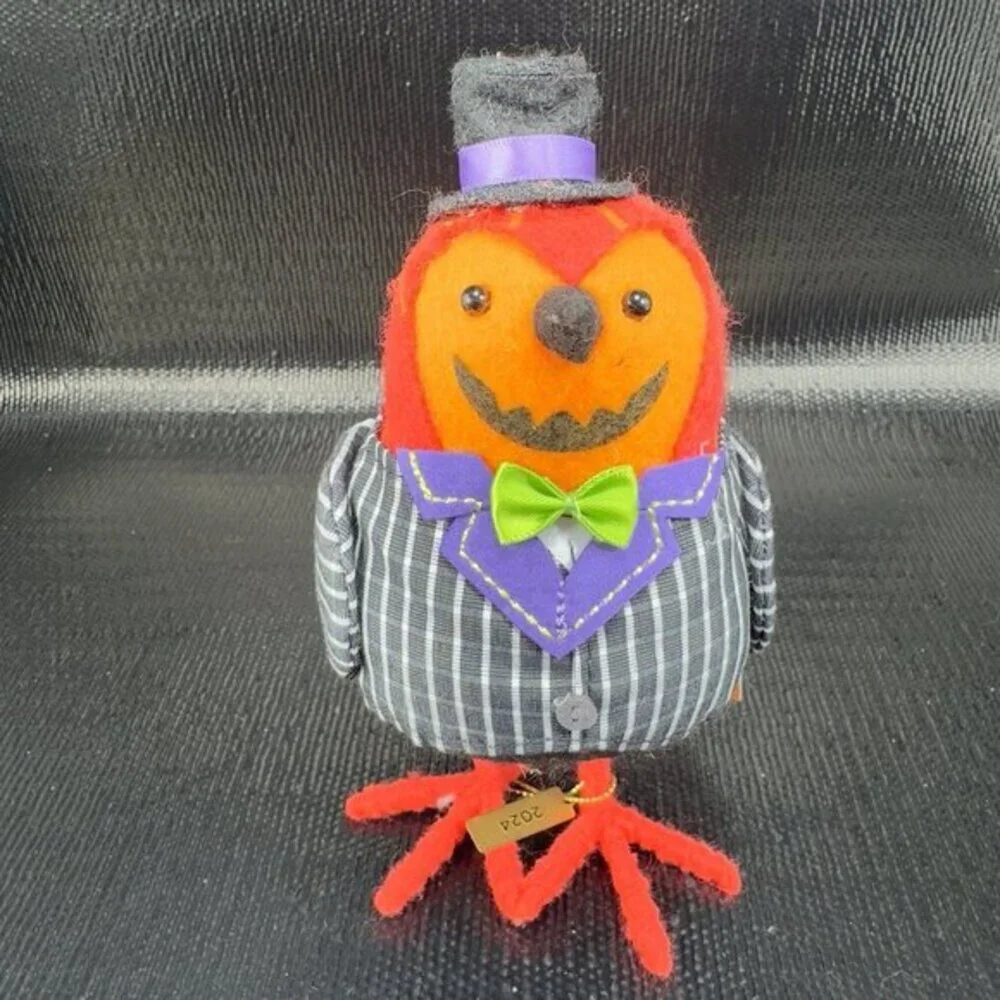 Target Hyde & EEK Featherly Friends Fabric Bird 2024 With Tags Figure‎ Gourdon